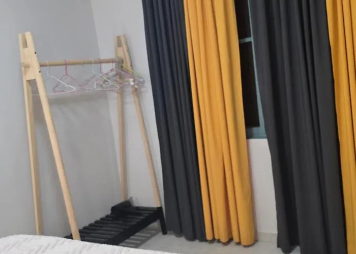 別荘 Dafni With His Pets *