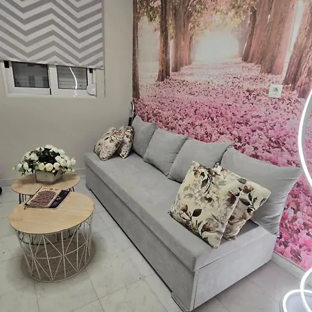 Dafni With His Pets 度假居 Vasilikí